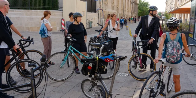 On change d'instrument pour le vélo